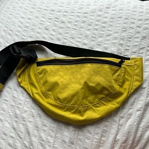 Baggu Crescent Fanny Pack- Sour